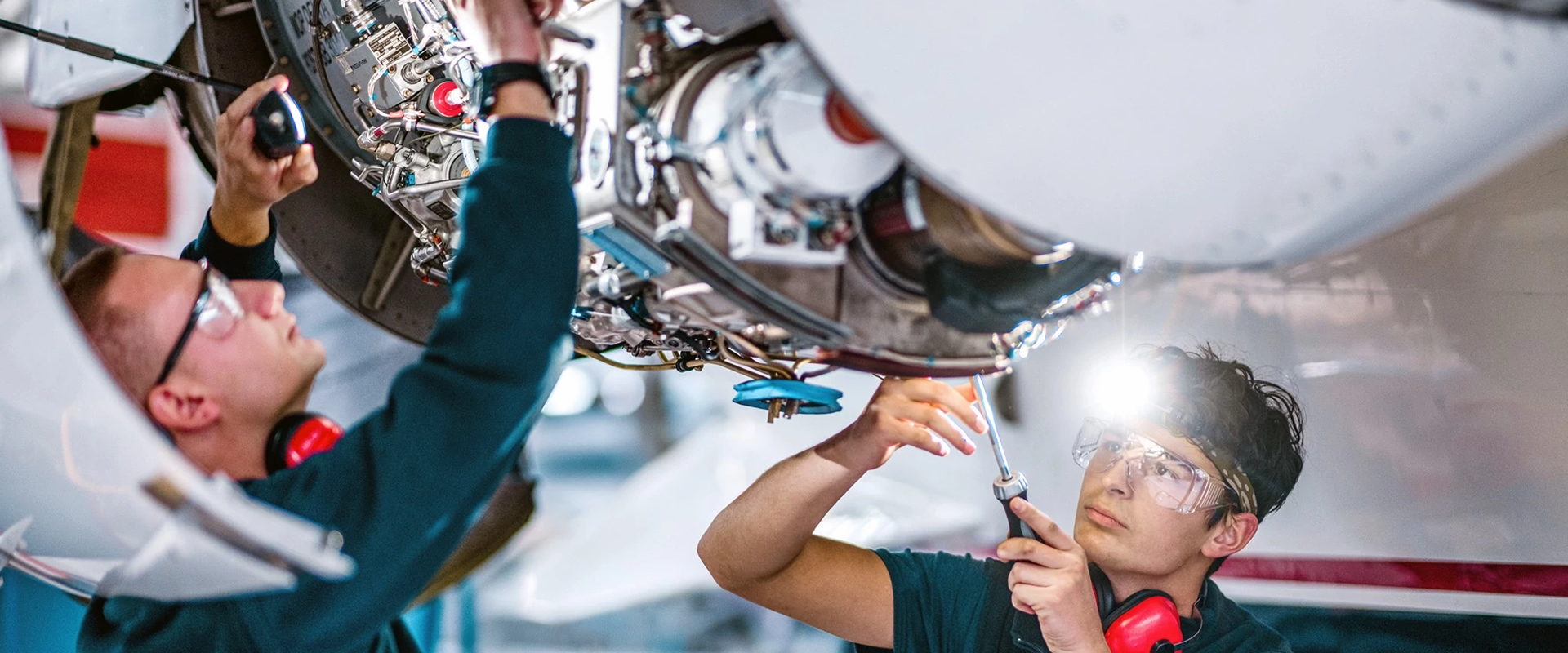 Heavy Maintenance & Avionics Modifications Upgrades | Edronair