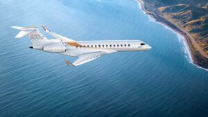 Global 8000 fastest business jet flying